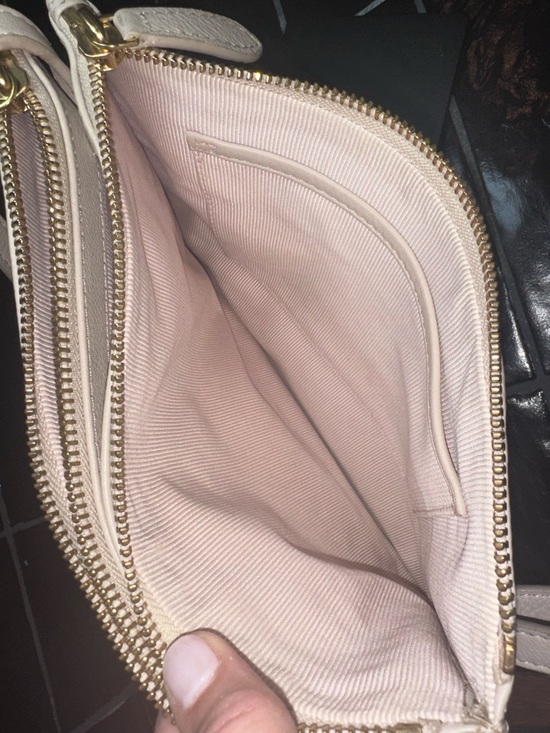 Radley London “Pockets” Blush Cream Leather Crossbody | Multi Zip - Picture 4 of 12